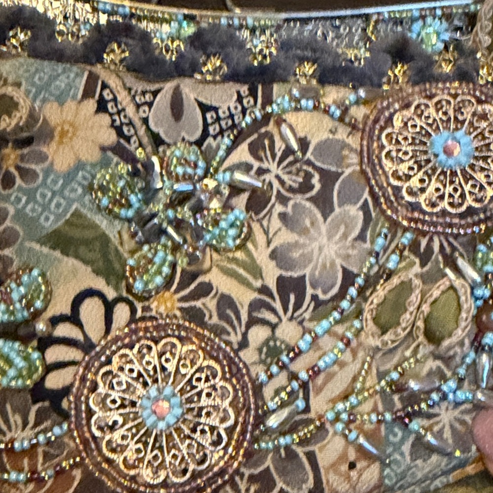 Artisan Floral Embroidered Clutch with Beaded Strap - Picture 4 of 5